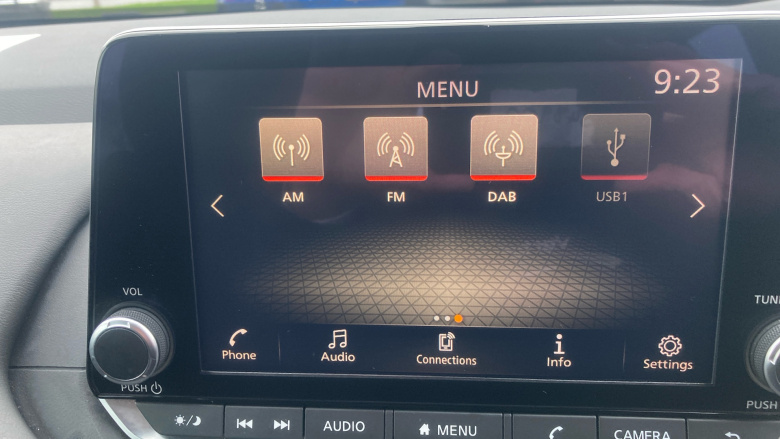 Nissan Qashqai 1.3 DiG-T MH 158 Acenta Premium 5dr Xtronic Petrol Hatchback